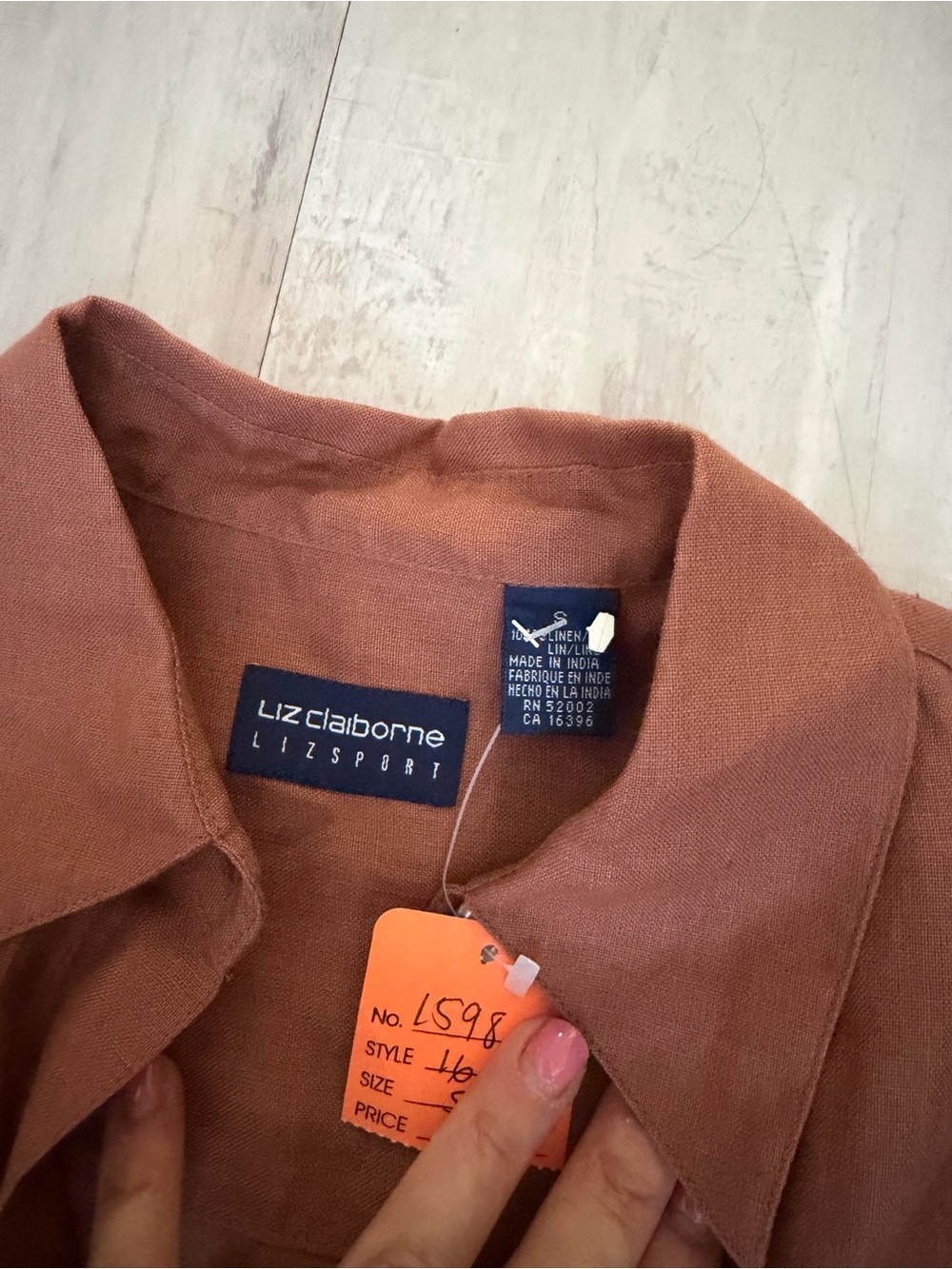 Women’s Rust Brown Button-Up Shirt - Classic Long Sleeve 100% linen - Picture 3 of 6